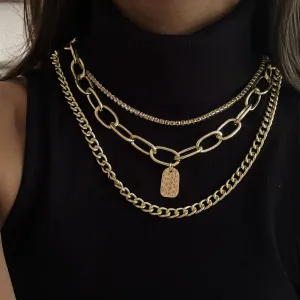 OVAL CHARM PENDANT CHUNKY CHAIN-LINK LAYERED NECKLACE