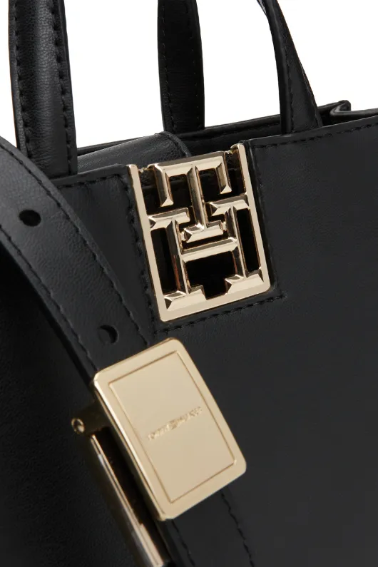 Small Crossover Strap Tote