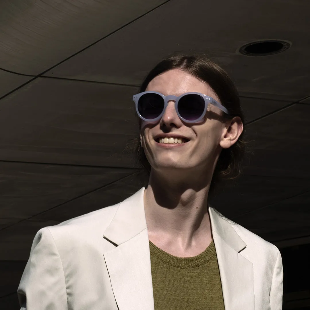 Sunglasses Shape M Round in Violet Dawn