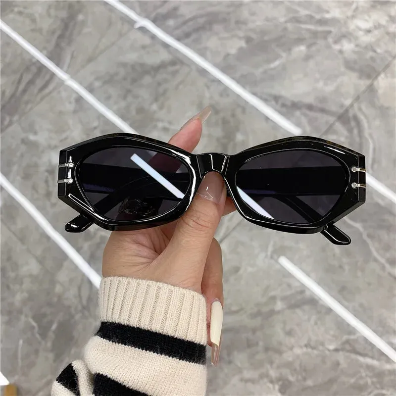 VAIGE Chic Black Cat Eye Vintage Sunglasses - UV400 Protection